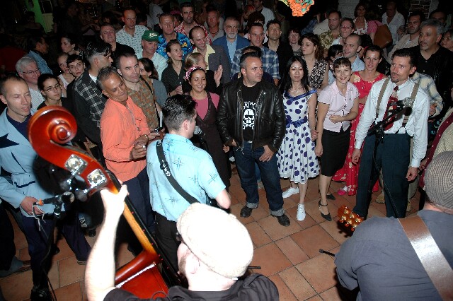 min 2006 10 01 guinguette mp 162